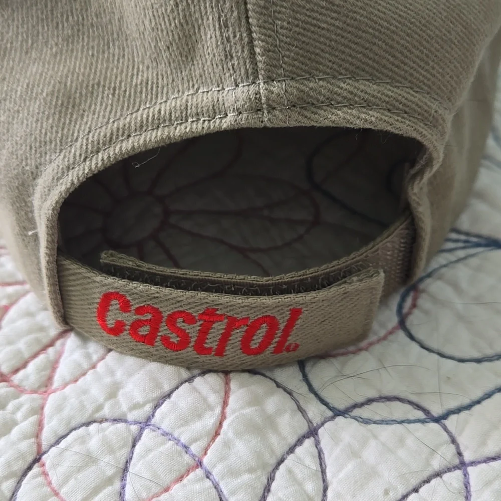 Castrol Tan Tampa Bay Buccaneers Cap - Picture 3 of 4